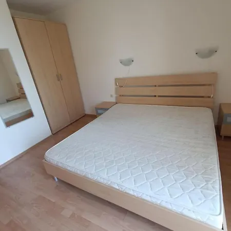 Crown Club Apartment